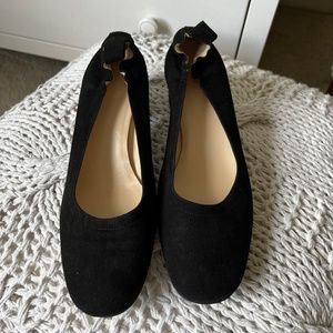 EVERLANE - The Italian Suede Day Heel Size 9 (marked 9.5), $175 new